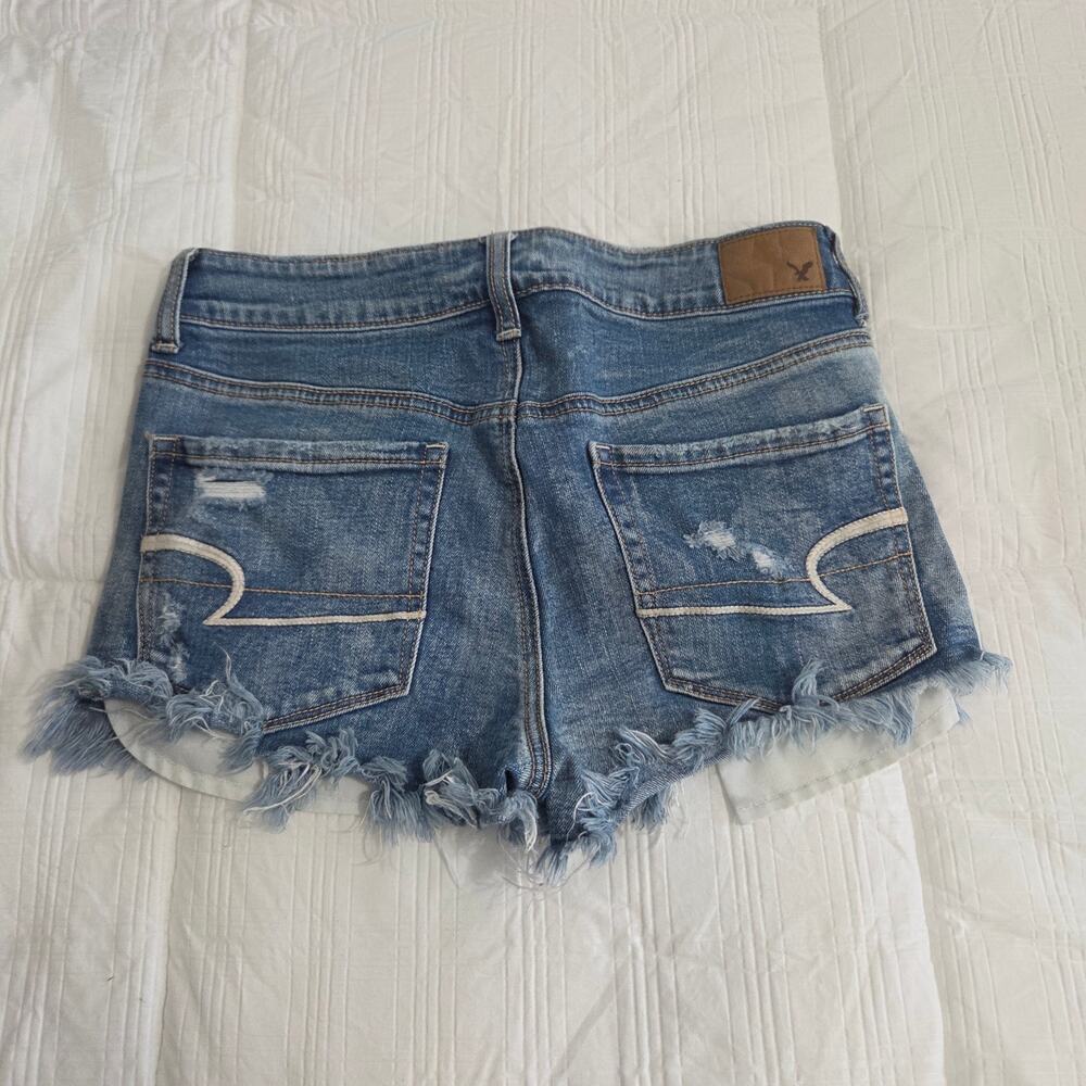 American Eagle Stretch Hi-Rise SHORTIE Distressed Jean Shorts Women's 4